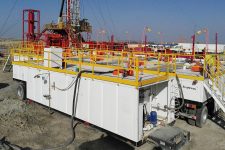 修井機(jī)拖車式固控系統(tǒng)修井機(jī)固控系統(tǒng)