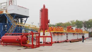 鉆井液除氣設(shè)備如何區(qū)分液氣分離器與真空除氣器？